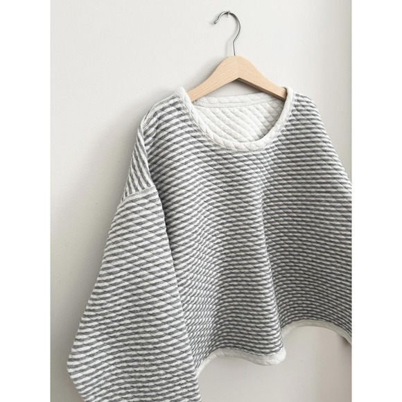 J.Crew Quilted Striped Cropped Sweater Women's Long Sleeve Casual Comfort - Picture 2 of 7